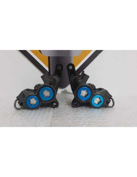 Front Brake Calipers Yamaha YZF 600 Thundercat 1998, 4SV2580U0000 4SV2580T0000