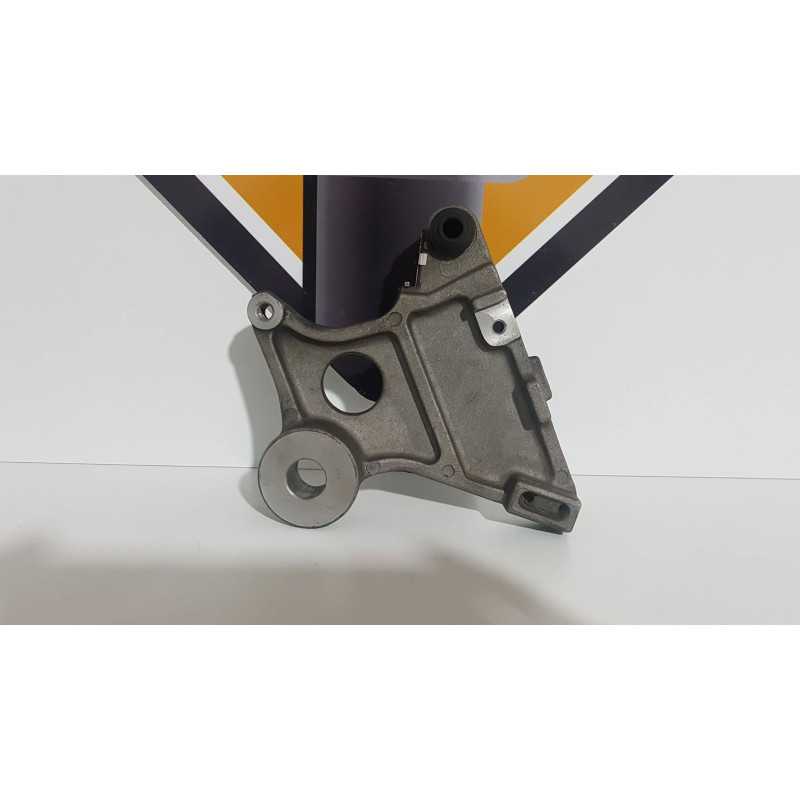 Rear Brake Caliper Bracket Honda CB 600F - HORNET - PC 36A - 2004 