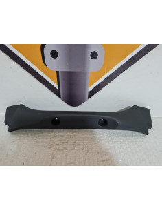 Radiator Trim Panel Center BMW F 650 1994, 46632346015 2