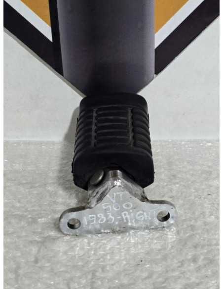 Footpeg Front Right And Bracket Honda Shadow VT 500 PC 08 1983, BNB950