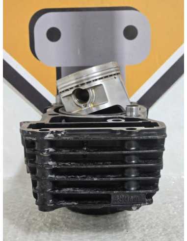 Rear Cylinder And Piston Honda Shadow VT 500 PC 08 1983, BNB977