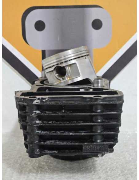 Rear Cylinder And Piston Honda Shadow VT 500 PC 08 1983, BNB977