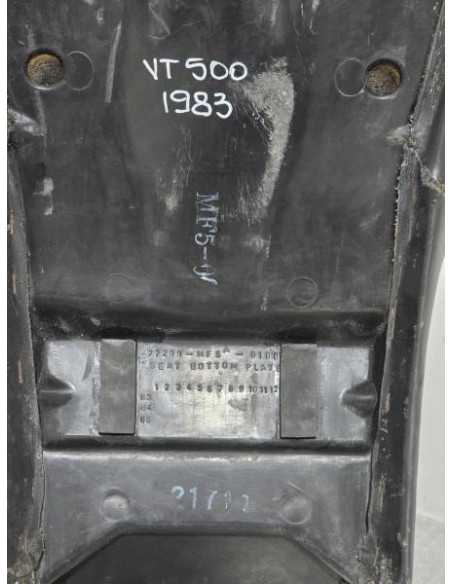 Seat Honda Shadow VT 500 PC 08 1983, BNB1008