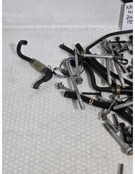 Screws Lot Kawasaki Ninja ZX9R 1999, BNB1010