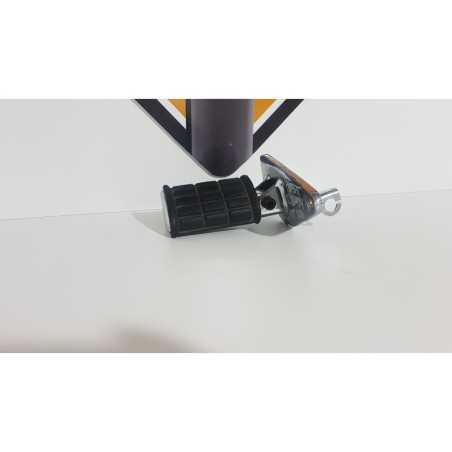 Holder Footrest Front Right Honda Shadow VT 1100 - C2 - SC 43 E - 2004 