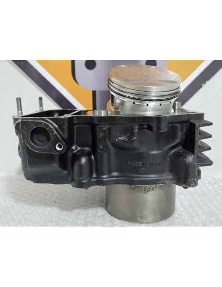 Rear Cylinder And Piston Kawasaki Vulcan VN 700A 1984, 110051458 130011214