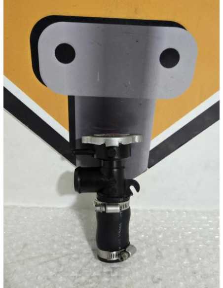 Water Container Honda Vfr 800 RC46A 2007, 19037GEE710 19038MAL601