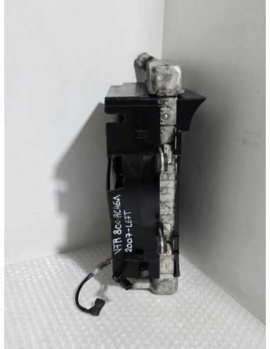 Left Radiator Honda Vfr 800 RC46A 2007, 19010MCWD01 19030MCWD01