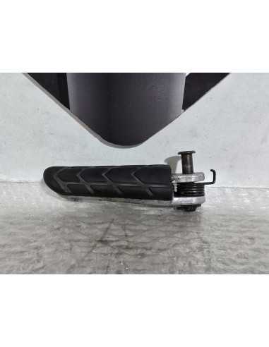 Front Left Step Honda Vfr 800 RC46A 2007, 50645MBW000 50661MBW000