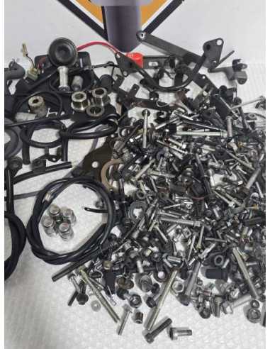 Screws Lot Honda Vfr 800 RC46A 2007, BNB1035
