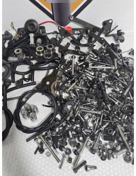 Screws Lot Honda Vfr 800 RC46A 2007, BNB1035