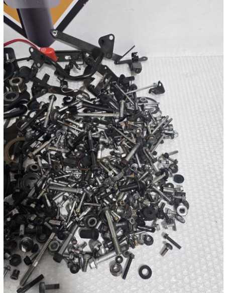 Screws Lot Honda Vfr 800 RC46A 2007, BNB1035