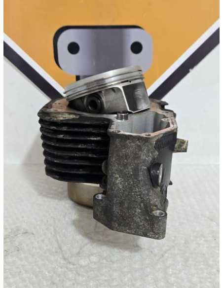 Left Cylinder And Piston BMW R1200RT K26 2012, 11117710477 11257721863