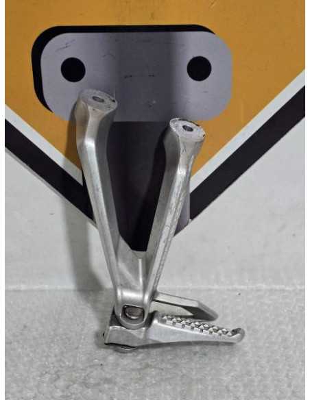 Pedal Playing Rear Left Honda CB 125R JC79 2020, 50725K94T00 50730K94T00