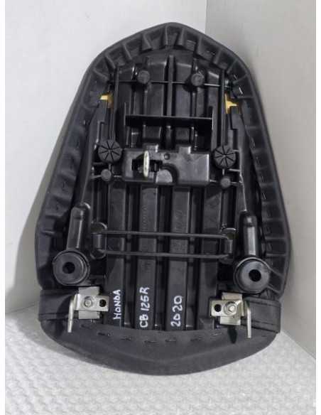 Sea Pasager Honda CB 125R JC79 2020, 77300K98E00ZA