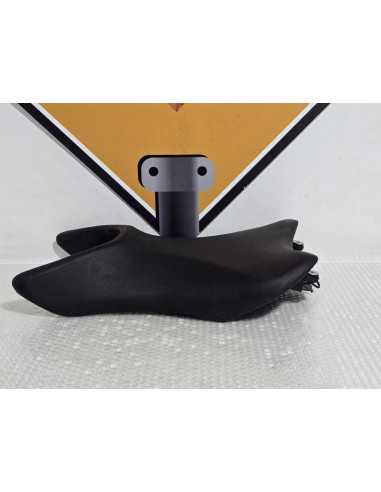 Front Seat Honda CB 125R JC79 2020, 77100K98E00ZA
