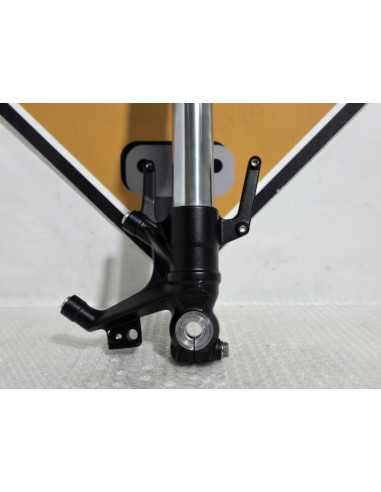 Right Fork Honda CB 125R JC79 2020, 51400K98E01