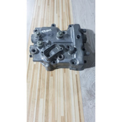 Cylinder Head Cover Front & Rockers Honda Shadow 1100 - C2 - SC 43E - 2004 