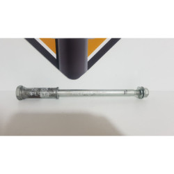 Swingarm Axle Harley Davidson Fat Boy - FLSTF - 2003 2