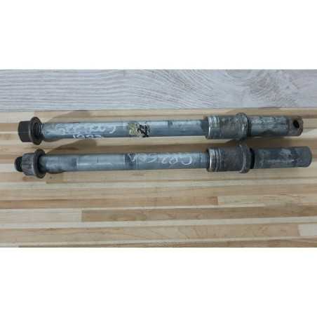 Front Wheel Spindle Axle Kawasaki GPZ 500S - 1993 