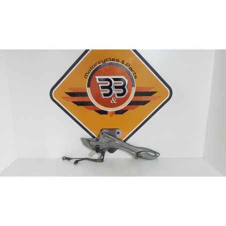 Holder Footrest Left Suzuki Gladius SFV 650 - 2011 