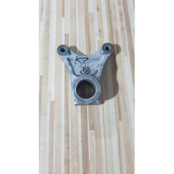 Rear Brake Caliper Bracket Suzuki GSXR 600 - K2 - 2002 