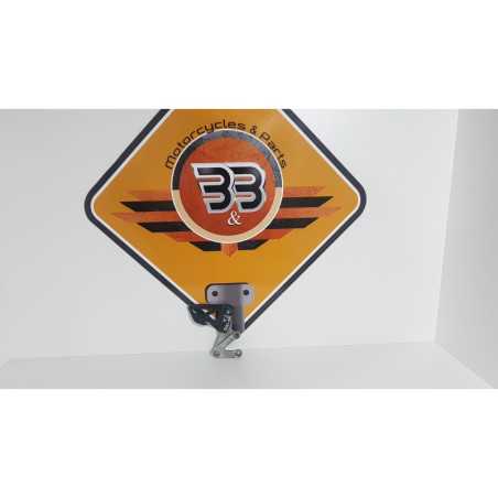 Right Footrest Bracket Suzuki GSXR 600 - K2 - 2002 