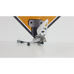 Holder Footrest Left Suzuki GSXR 600 - SRAD - 1998 2