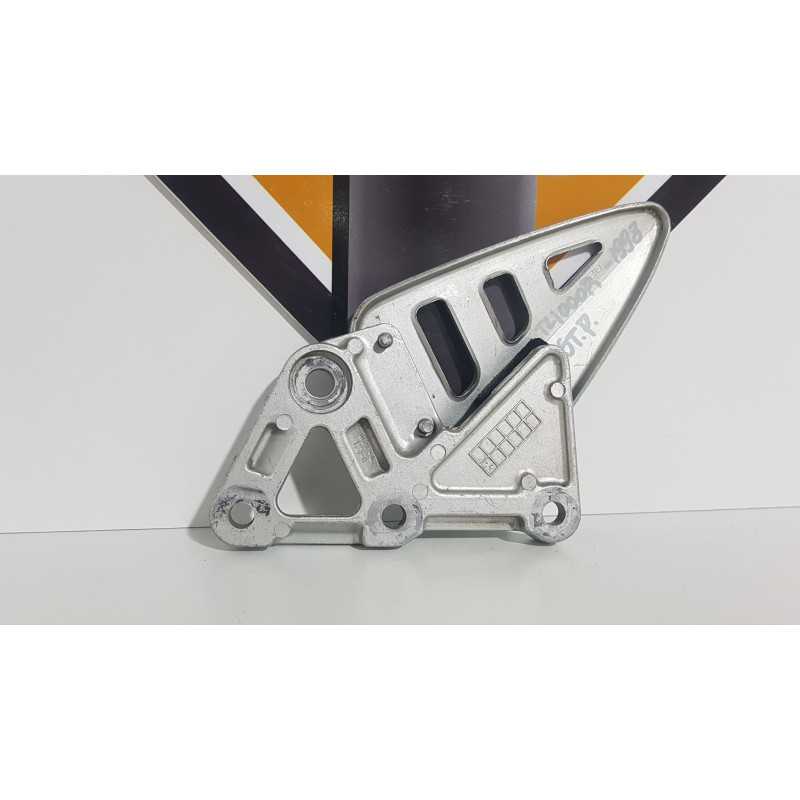 Left Footrest Bracket Suzuki TL 1000R - 1998 