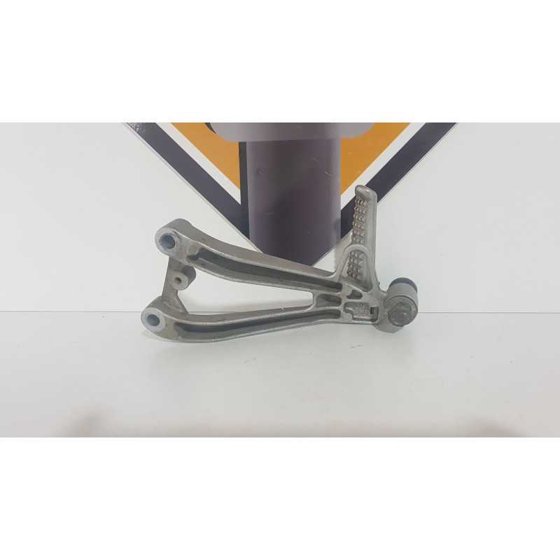 Ansamblu Scarita Dreapta Pasager Honda CBR 600 - F4 - 1999