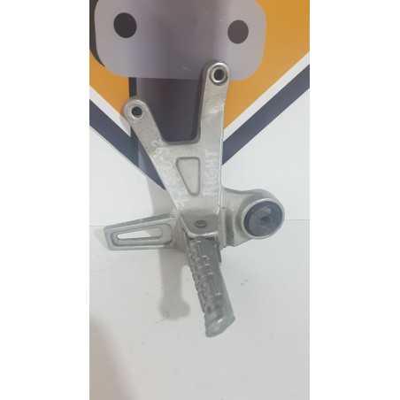 Ansamblu Scarita Dreapta Pasager Yamaha FZ 750 - GENESIS - 1992 