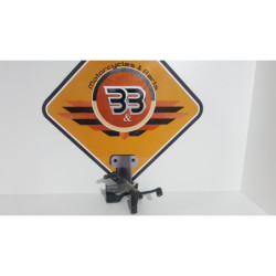 Pedal Playing Front Right Yamaha FZ 750 - GENESIS - 1992 