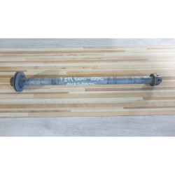 Rear Wheel Axle Yamaha FZR 600 - 1990