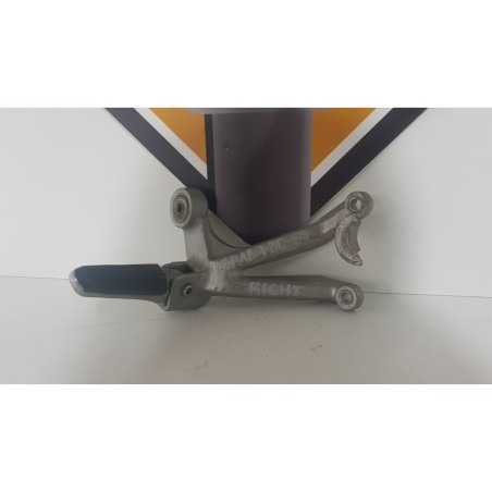 Ansamblu Scarita Dreapta Pasager Suzuki GSXR 750 - SRAD - 1999 