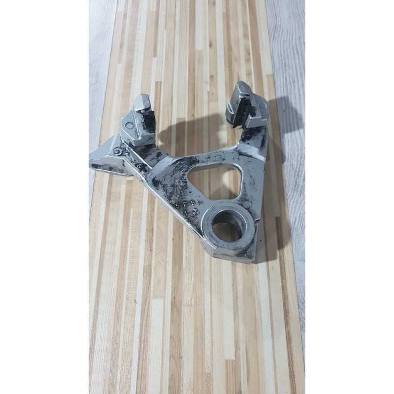 Suport Etrier Frana Spate Yamaha YZF 600 - R6 - 2001 