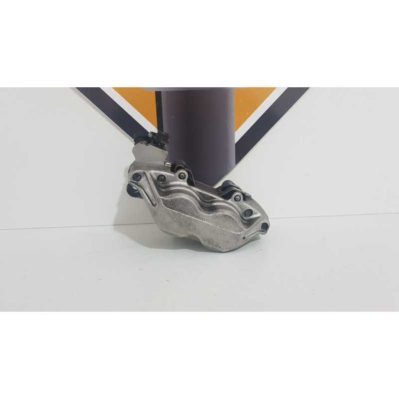 Etrier Frana Dreapta Fata Honda CBR 900 RR - SC 33 A - 1999 