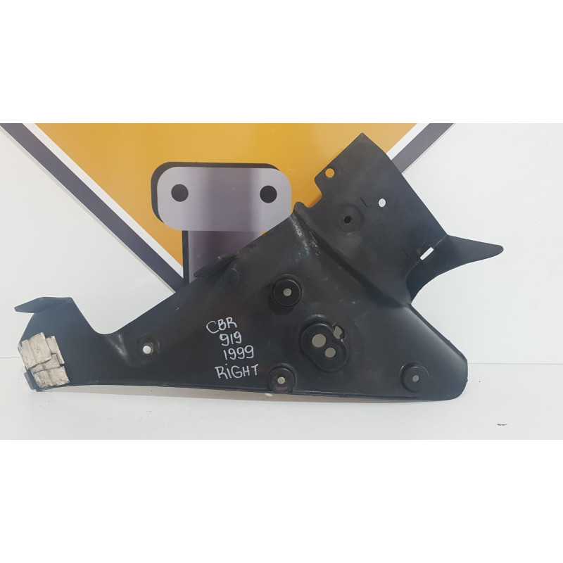 Right Inner Middle Cowl Honda CBR 900 RR - SC 33 A - 1999 