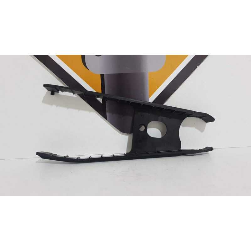 Chain Slide Rail Kawasaki Ninja ZX7R - ZX 750P - 1998 