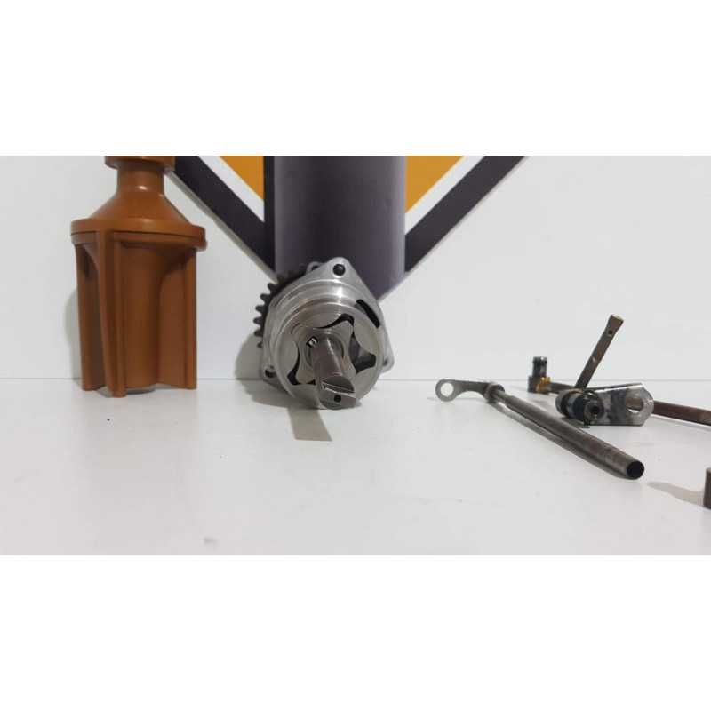 Oil Pump Kawasaki Ninja ZX7R - ZX 750P - 1998 