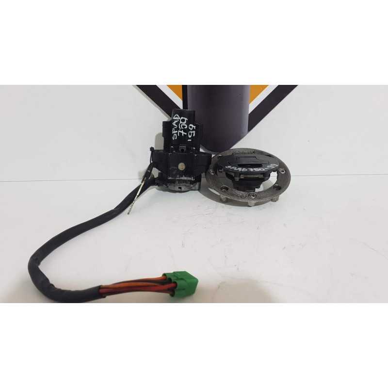 Contact & Cheie & Buson Rezervor Suzuki GSXR 750 - SRAD - 1999 