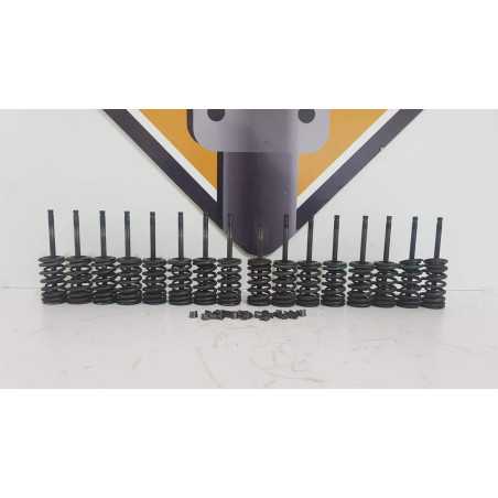 Intake & Exhaust Valve Suzuki GSF 600S - Bandit - 1999 